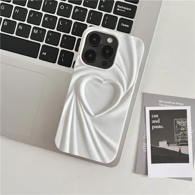 Neutral Simple Three-Dimensional Creased Heart-Shaped Solid Color TPU Apple Phone Case