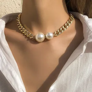 Women's Fashion Thick Chain Imitation Pearl Necklace