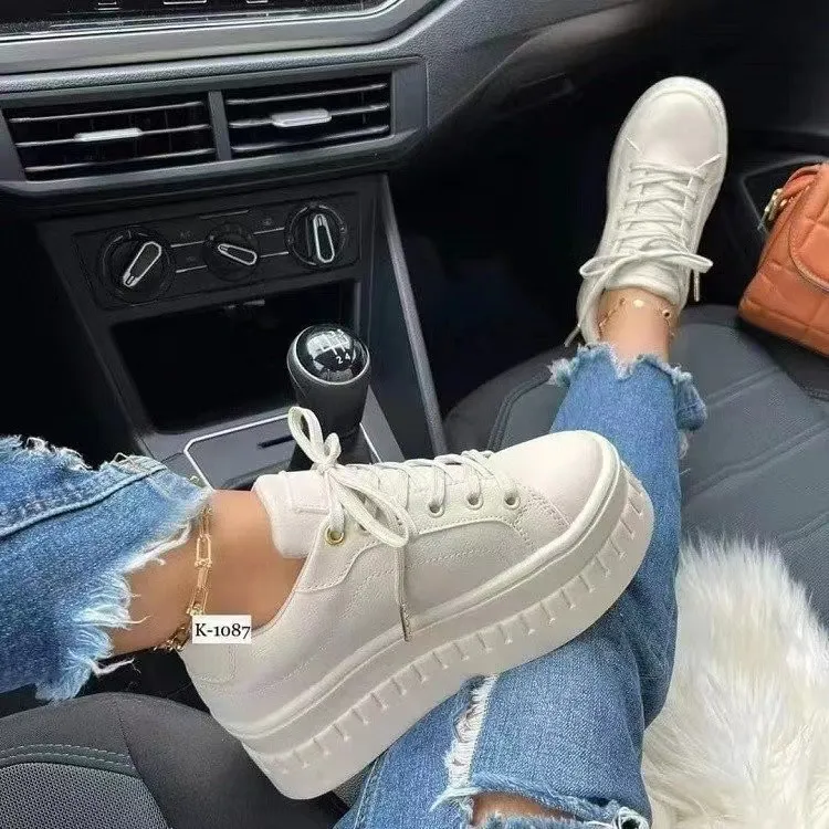 Women Casual Solid Color Plus Size Thick-Soled Lace Up Sneakers