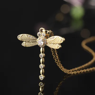 Women Fashion Creative Rhinestone Dragonfly Pendant Necklace Copper Chain