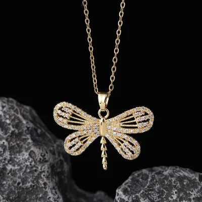 Women Fashion Creative Rhinestone Dragonfly Pendant Necklace Copper Chain