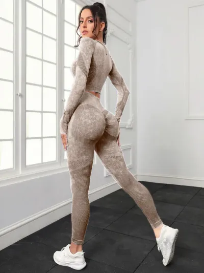 Women's Yoga Long Sleeve Top and Sport Leggings Set - Nylon Spandex