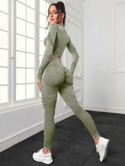 Women's Yoga Long Sleeve Top and Sport Leggings Set - Nylon Spandex