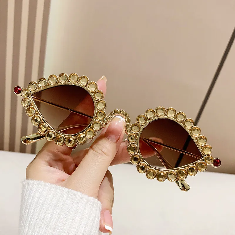 Women Y2K Rhinestone Peacock Sunglasses Fashion Commuter