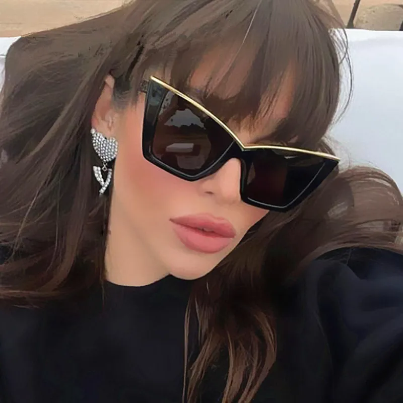 Women Fashion Personalized Cat Eye Metal Side Sunglasses