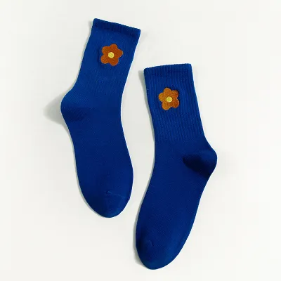 Women Fashion Cartoon Floral Embroidered Socks