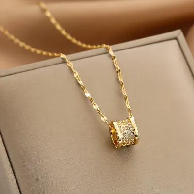 Women Fashion Square Hollow Rhinestone Pendant Titanium Steel Necklace