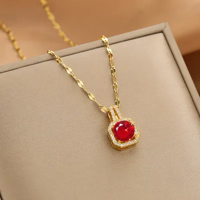 Women Fashion Square Hollow Rhinestone Pendant Titanium Steel Necklace