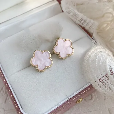 St. Patrick Fashion Exquisite Women Lucky Five-Leaf Clover Floral Earrings