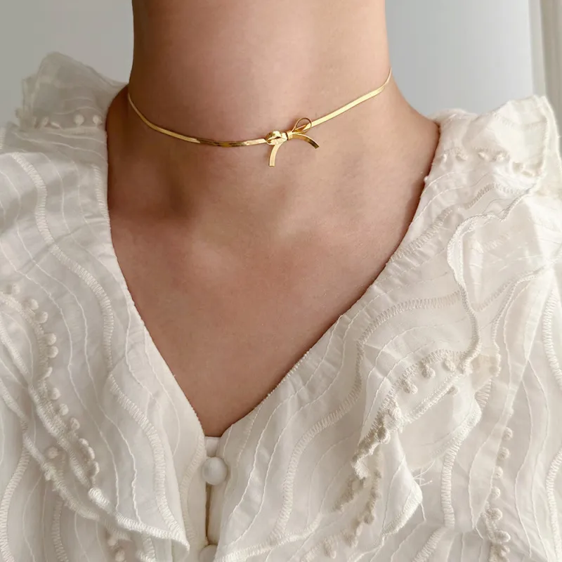 Titanium Steel 18k Gold Plated Exquisite Simple Snake Bone Chain Bow Knot Collar Necklace