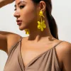 Yellow 2884