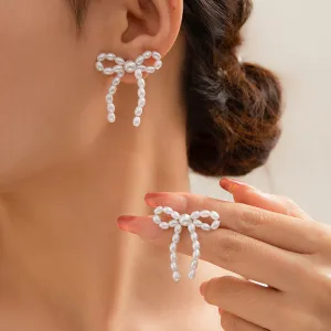 Simple Imitation Pearl Bow Fashion Commuter Earrings