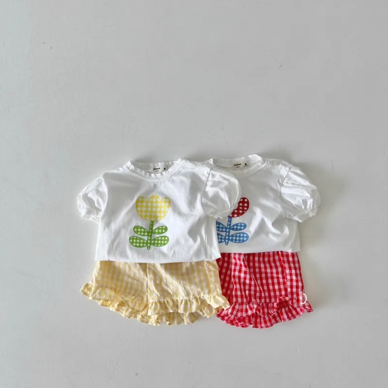 Kids Toddler Girls Cute Floral Print Short Sleeve Round Neck T-Shirt and Plaid Shorts Set Casual Summer Outfit