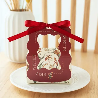 Creative Small Fresh Wedding Gift Hand Portable Candy Box