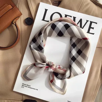Women Fashion Plaid Chain Printed Square Silk Scarf 53x53cm
