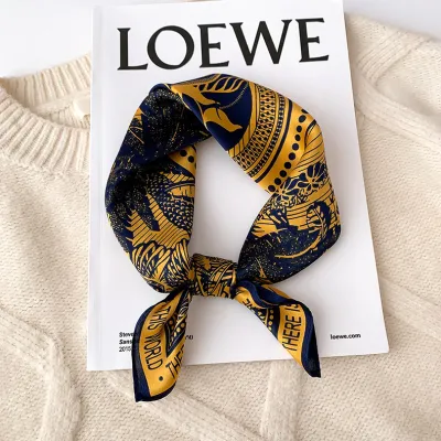 Women Fashion Plaid Chain Printed Square Silk Scarf 53x53cm