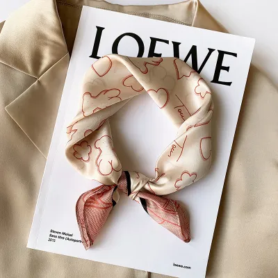 Women Fashion Plaid Chain Printed Square Silk Scarf 53x53cm