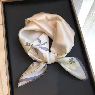 Women Fashion Plaid Chain Printed Square Silk Scarf 53x53cm