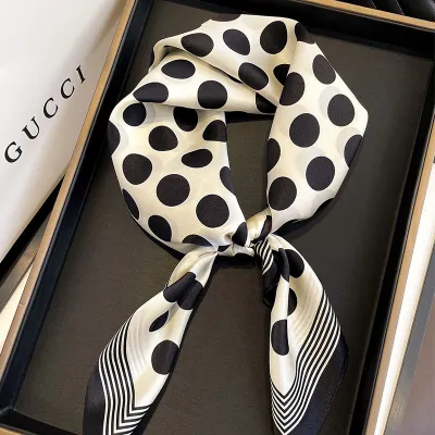 Women Fashionable Multicolor Floral Printed Square Silk Scarf