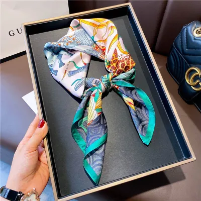 Women Fashionable Multicolor Floral Printed Square Silk Scarf