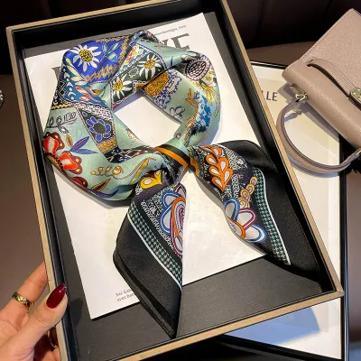 Women Fashionable Multicolor Floral Printed Square Silk Scarf