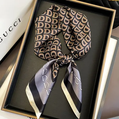 Women Fashionable Multicolor Floral Printed Square Silk Scarf