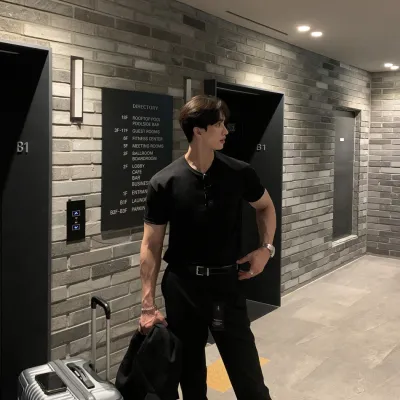 Men Fashion Casual Solid Color Short Sleeve Stand Collar Ice Silk Pullover T-Shirt