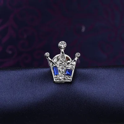 Men's Fashion Simple Crown Rudder Rhinestone Suit Brooch