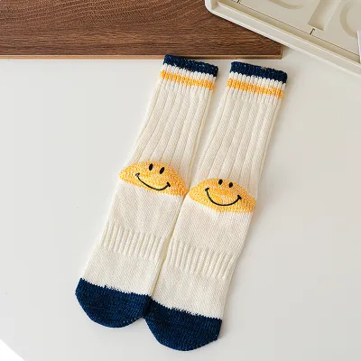 Street Men's And Women's Mid-Barrel Winter Wool Thick Knit Smiley Socks