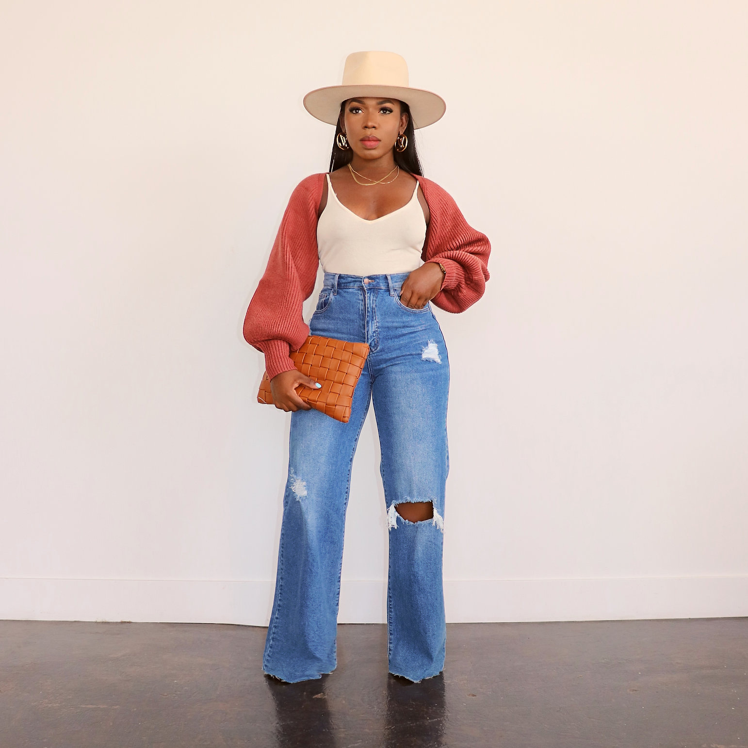 Wholesale Women Fashion Ripped Wide Leg Straight Jeans