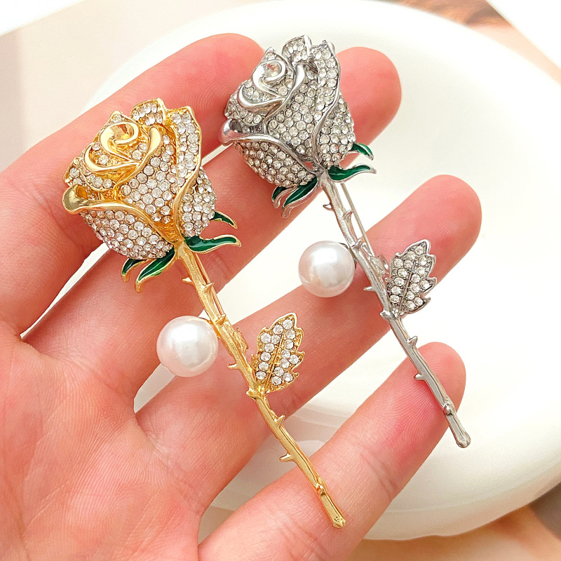 Cheap brooches deals