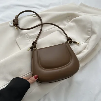 Women Fashion Street Trend PU Solid Color Zipper Saddle Shoulder Underarm Bag