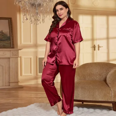 Women Plus Size Casual Pajamas Set with V-Neck and Half Sleeve