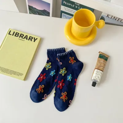 Women Vintage Tiny Flower Mori Sweet Cotton Socks