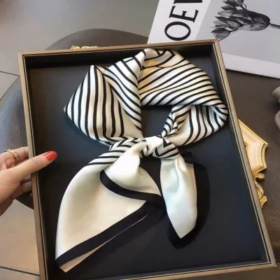Fashion Women Oil Painting Print 70*70cm Square Scarf