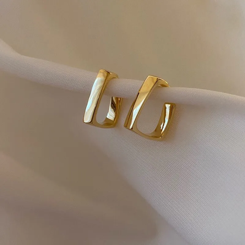 Geometric U-Shaped Simple Elegant Earrings