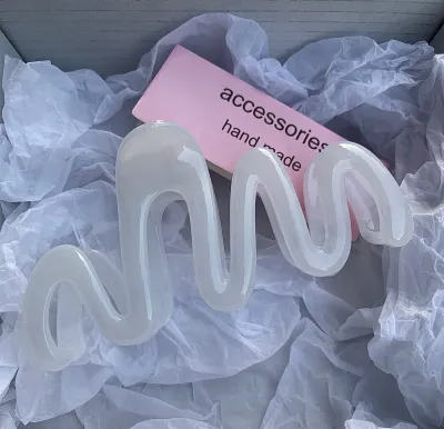 Summer Jelly Color Wave Hair Claw Grip Plastic Resin Fresh Sweet Style