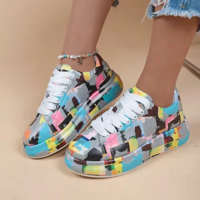 Women's Painted Graffiti Plus Size Platform Sneakers