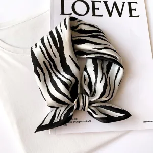 Women's Fashion Simple Stripe Printed Silk Square Scarf