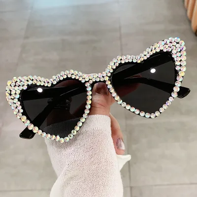 Women Fashion Large Frame Heart-Shaped Rhinestone Sunglasses