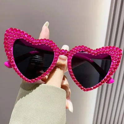 Women Fashion Large Frame Heart-Shaped Rhinestone Sunglasses