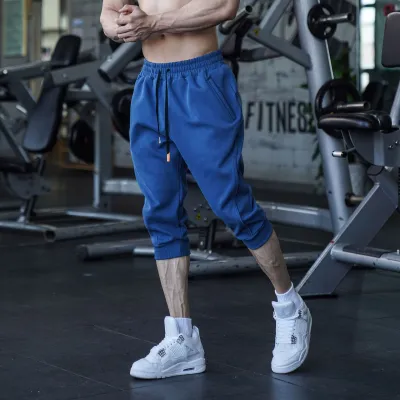 MEN Fashion Casual Sports Solid Color Cropped Shorts
