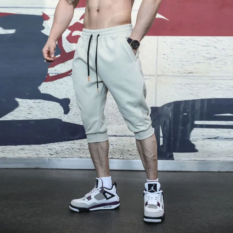 MEN Fashion Casual Sports Solid Color Cropped Shorts