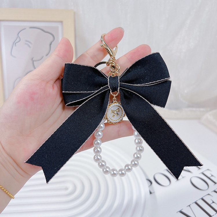 ☆TATIANA☆ Classic pearl point lock necklaceNZ1044 JCM Pearls Single Strand Individually Knotted 10K Gold Clasp