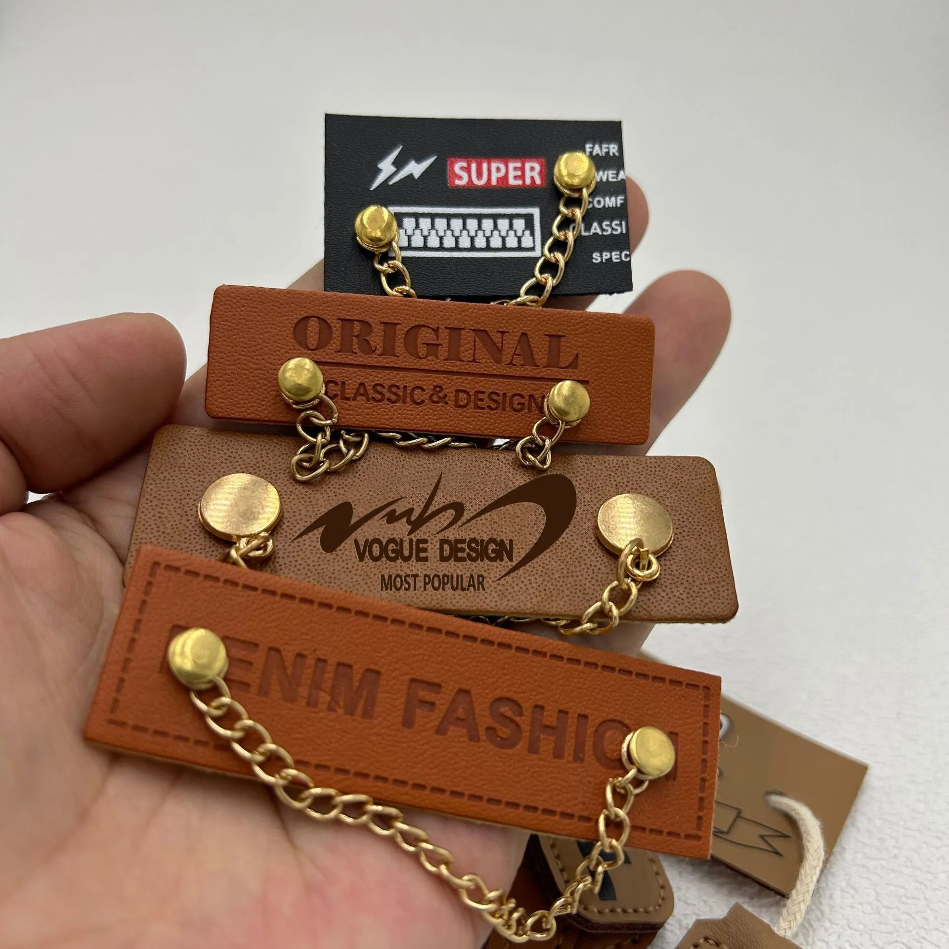 Custom PU Metal Labels