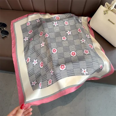 Women Fashion Geometric Flower Print Polyester Square Silk Scarf 70x70cm