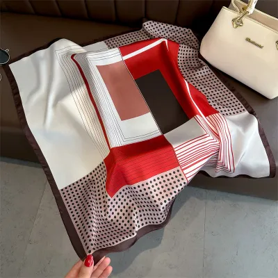 Women Fashion Geometric Flower Print Polyester Square Silk Scarf 70x70cm