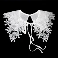 AL14 White Lace