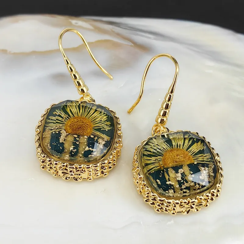 Fashion Women Vintage Resin Dried Flower Drop Earrings