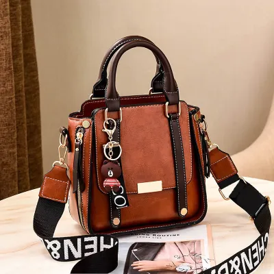 Women Vintage Simple Letter Wide Strap Bear Pendant Large Capacity Handle Bag